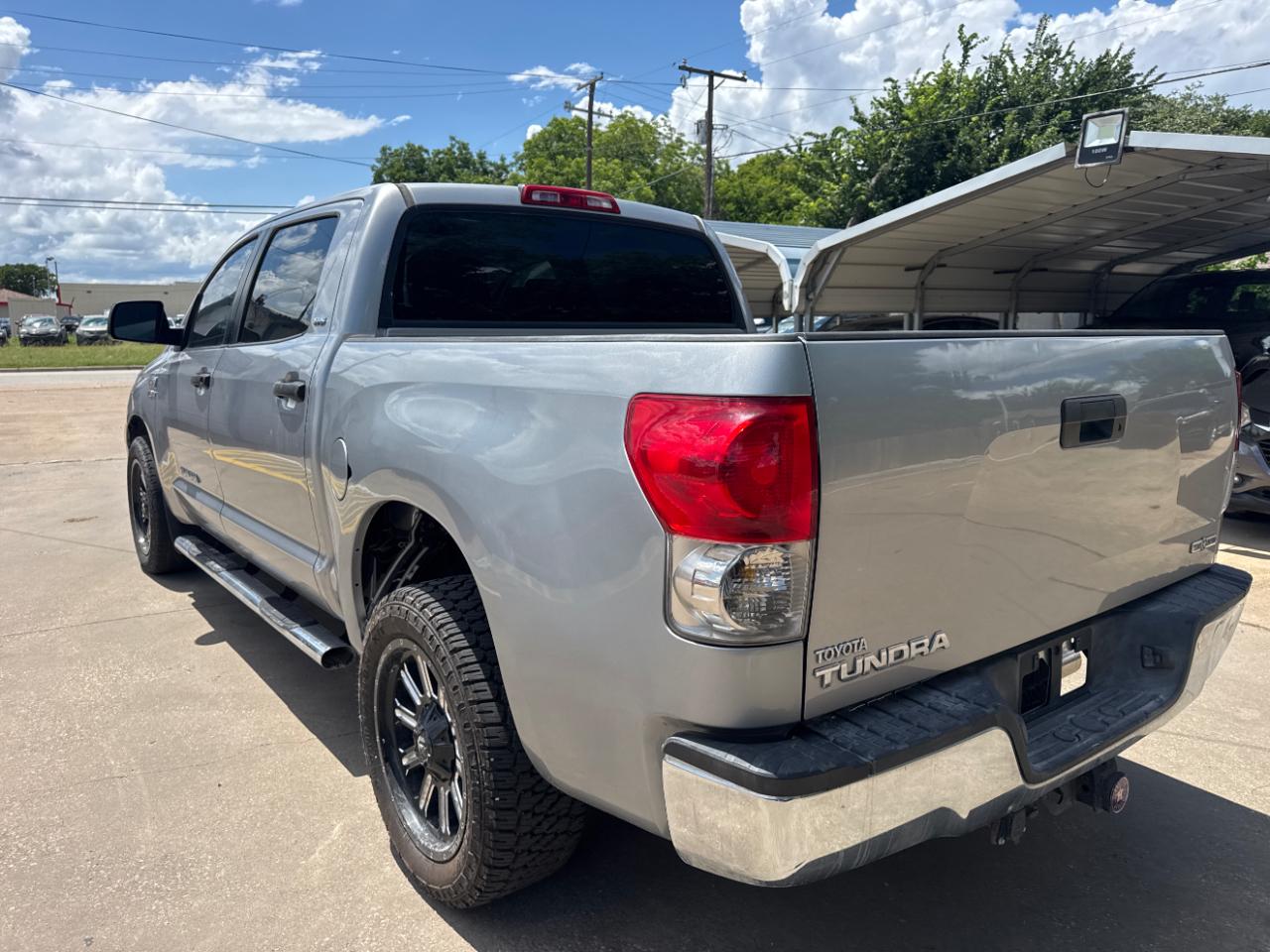 Toyota Tundra SR5 CrewMax 5.7L 2WD 2008