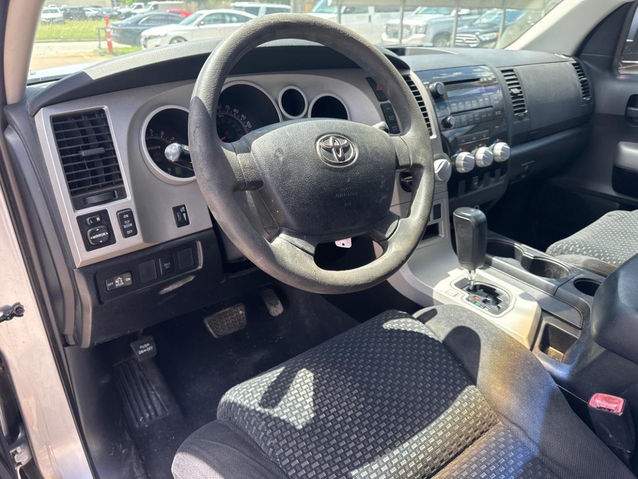 Toyota Tundra SR5 CrewMax 5.7L 2WD 2008