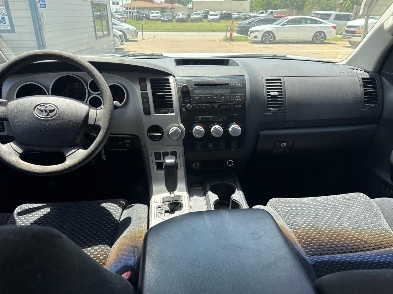 Toyota Tundra SR5 CrewMax 5.7L 2WD 2008