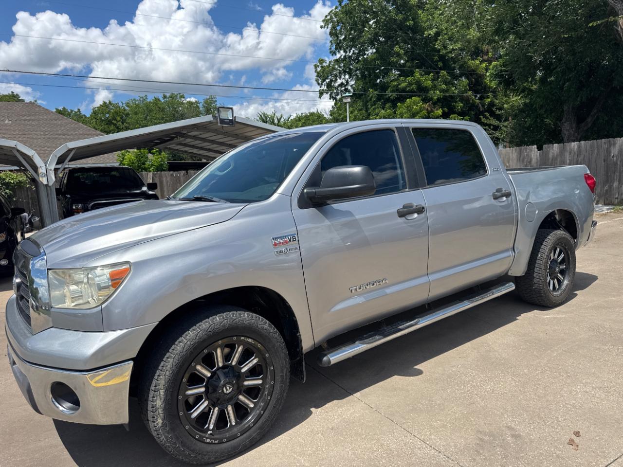Toyota Tundra SR5 CrewMax 5.7L 2WD 2008