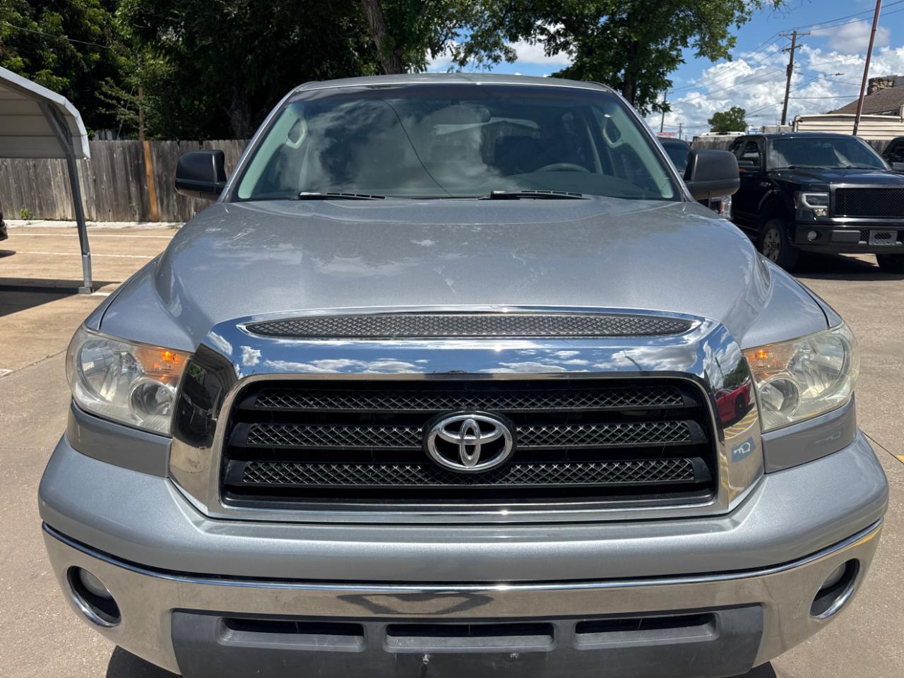 Toyota Tundra SR5 CrewMax 5.7L 2WD 2008