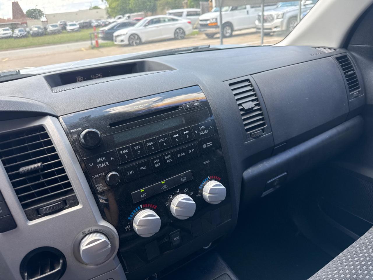 Toyota Tundra SR5 CrewMax 5.7L 2WD 2008