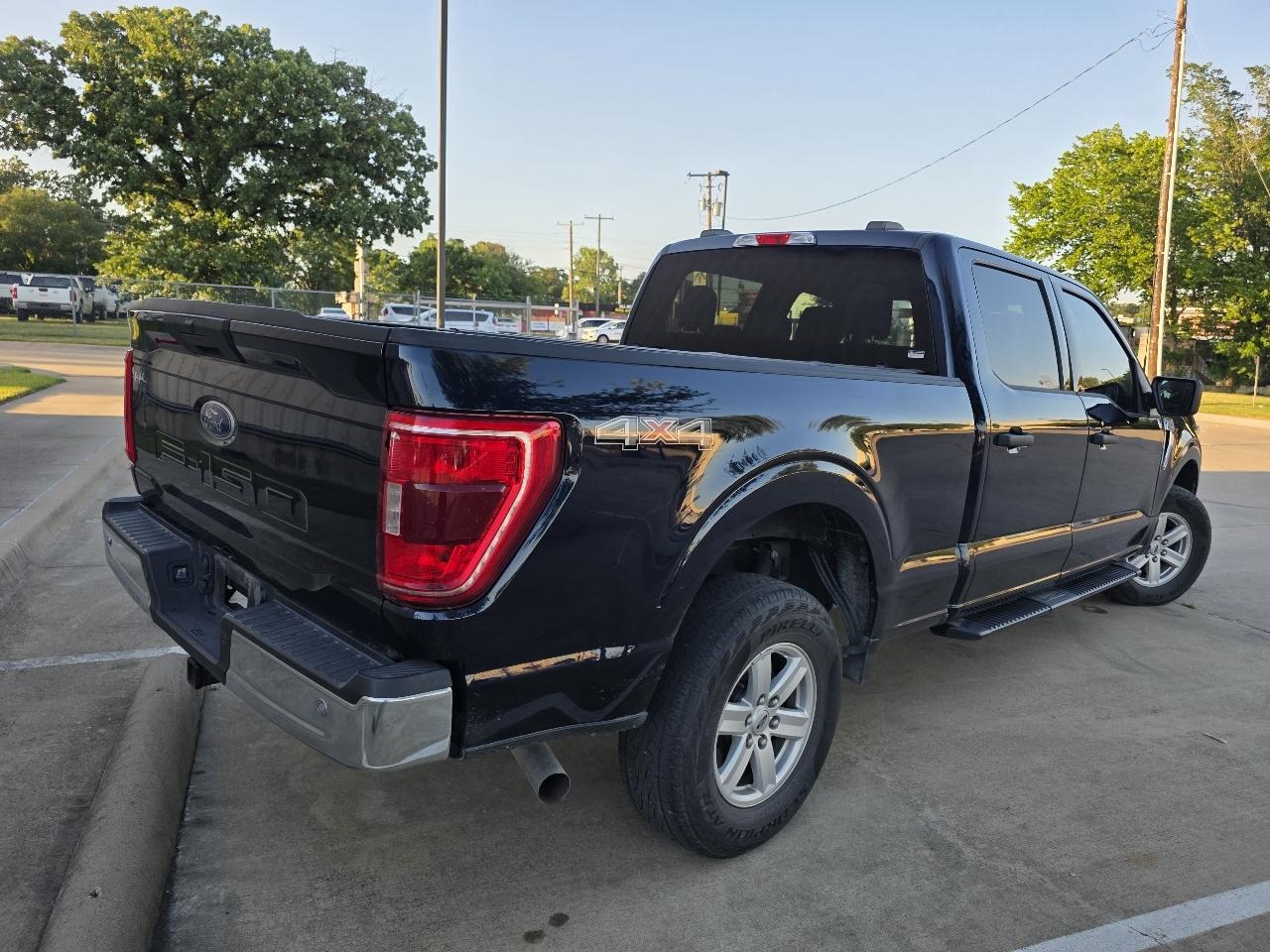 Ford F-150 XLT SuperCrew 5.5-ft. Bed 4WD 2023
