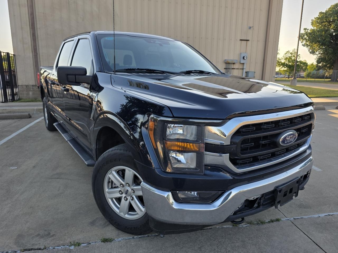 Ford F-150 XLT SuperCrew 5.5-ft. Bed 4WD 2023