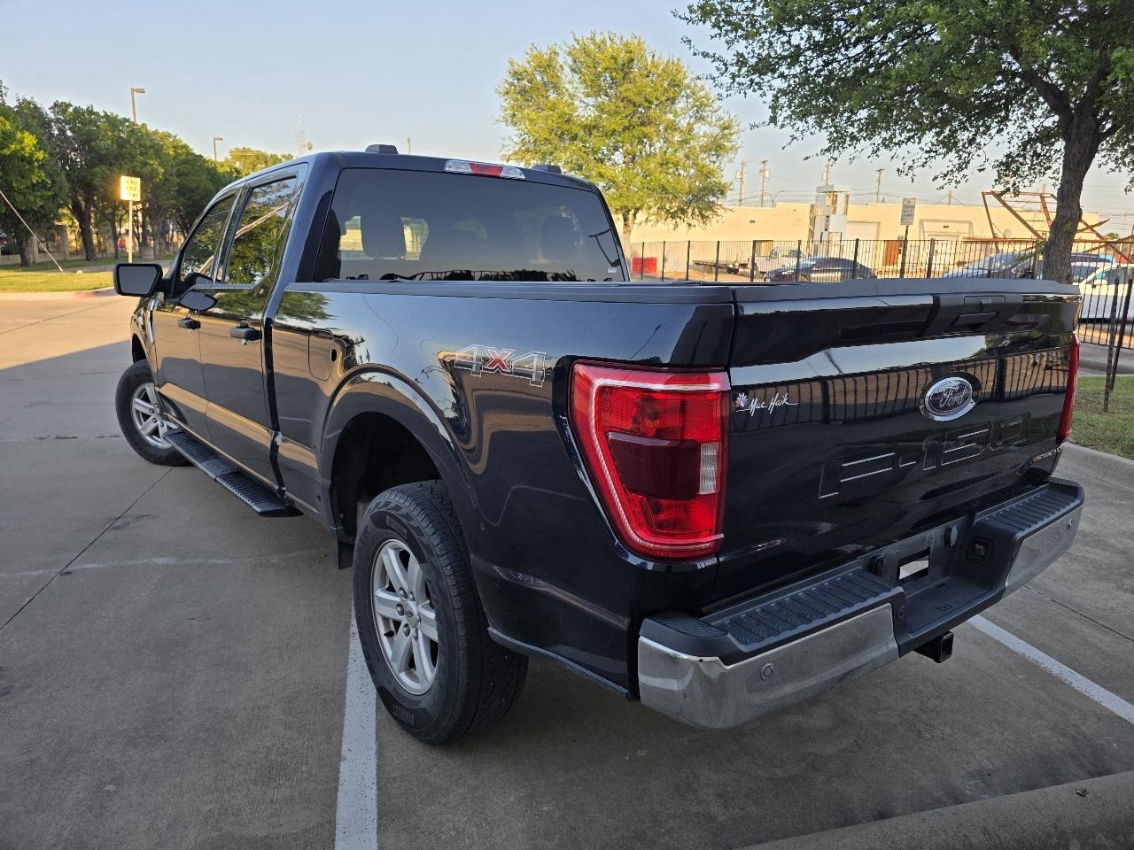 Ford F-150 XLT SuperCrew 5.5-ft. Bed 4WD 2023