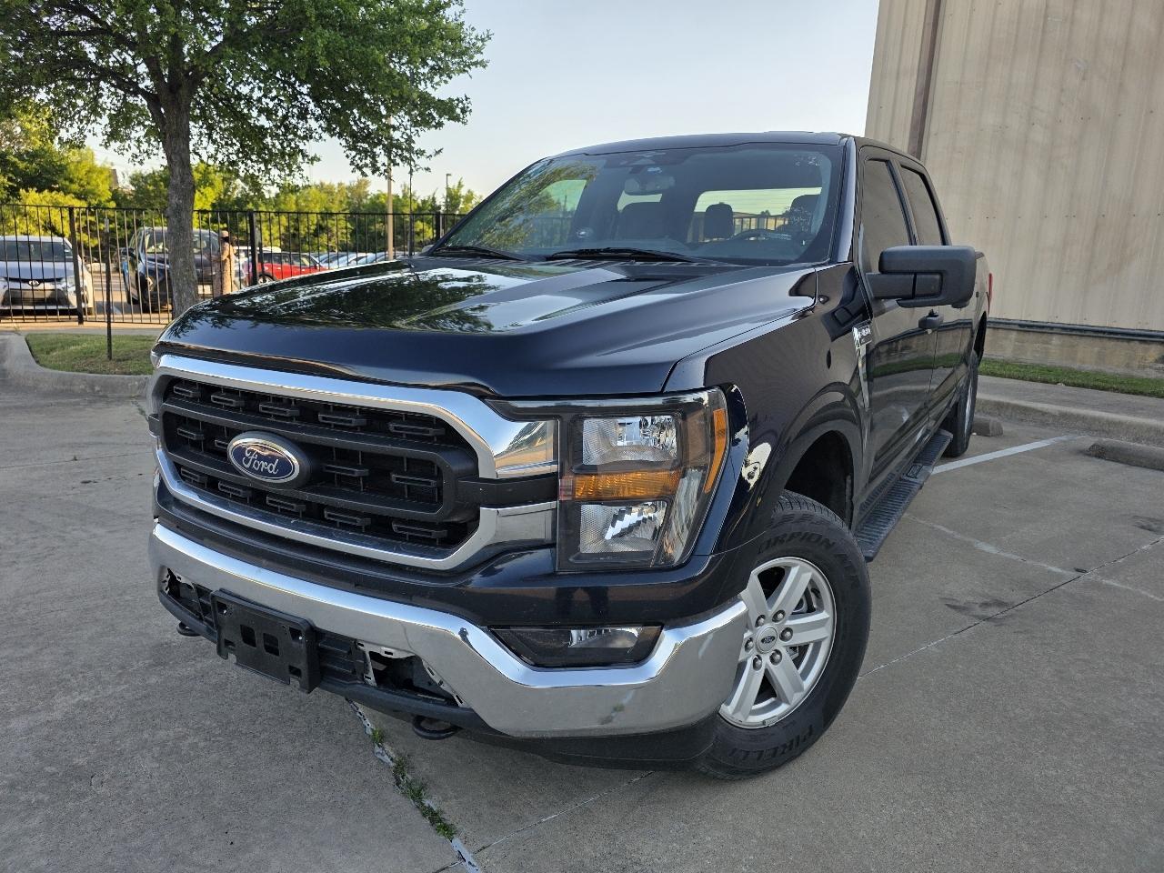 Ford F-150 XLT SuperCrew 5.5-ft. Bed 4WD 2023
