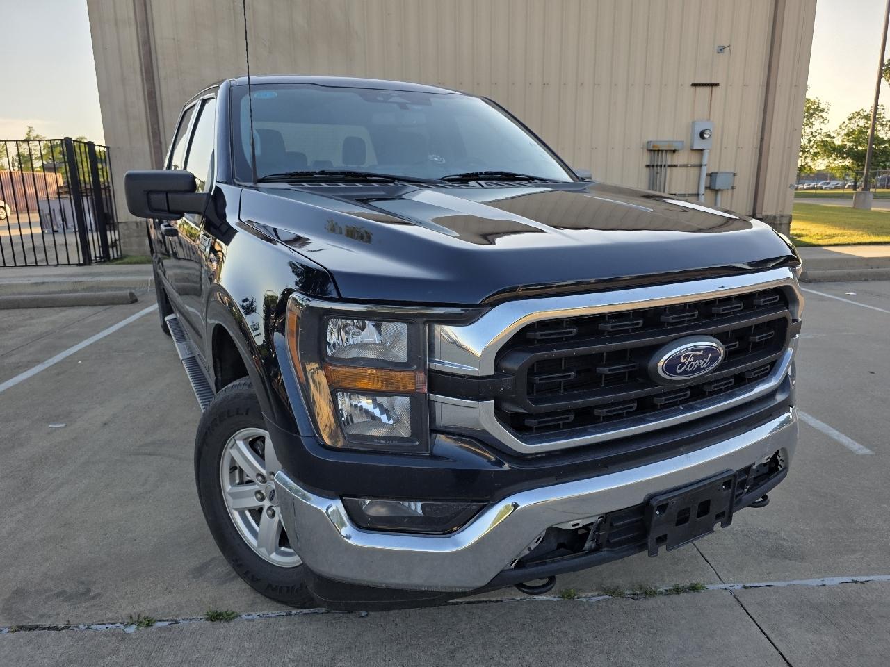 Ford F-150 XLT SuperCrew 5.5-ft. Bed 4WD 2023
