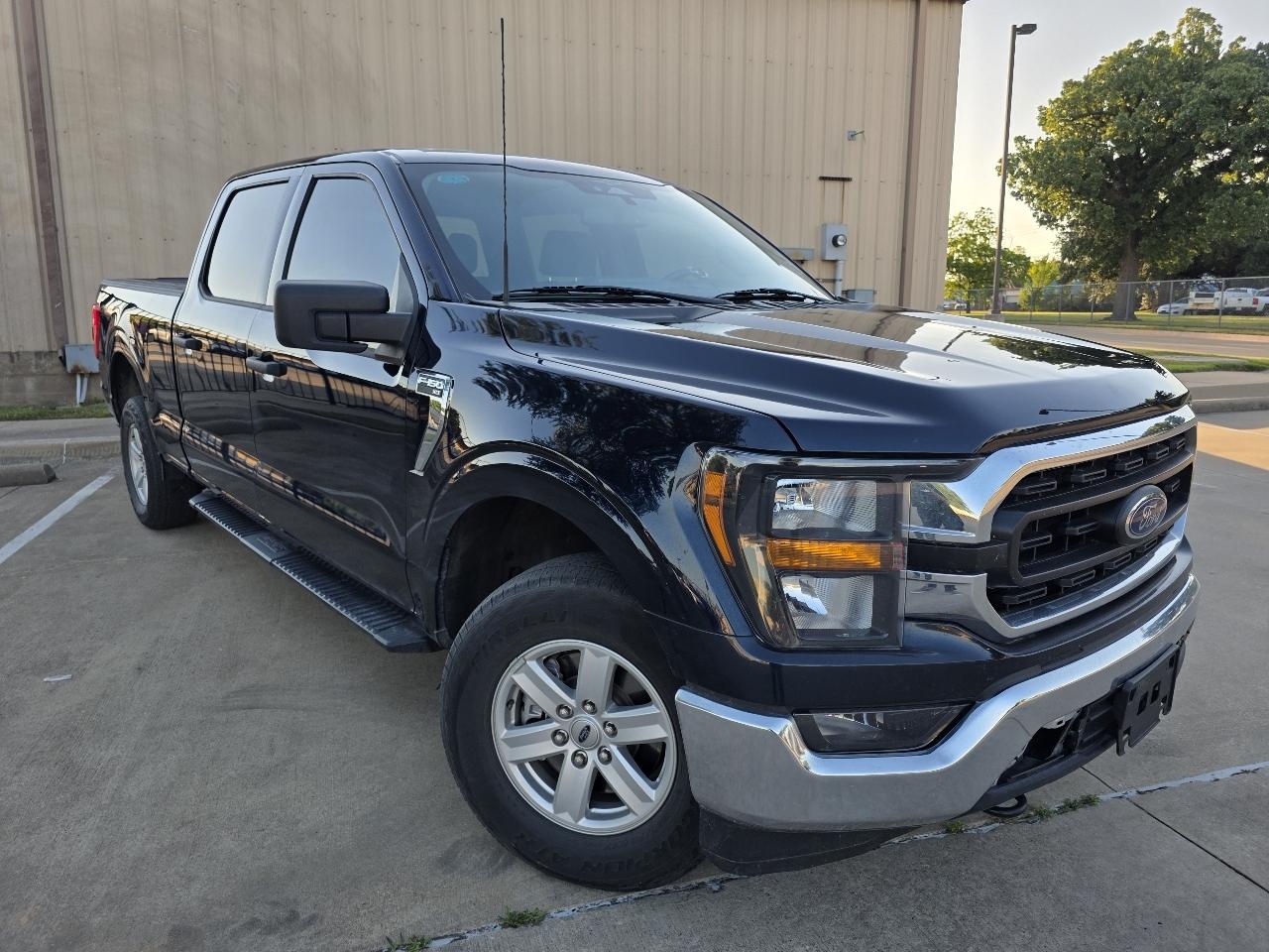 Ford F-150 XLT SuperCrew 5.5-ft. Bed 4WD 2023