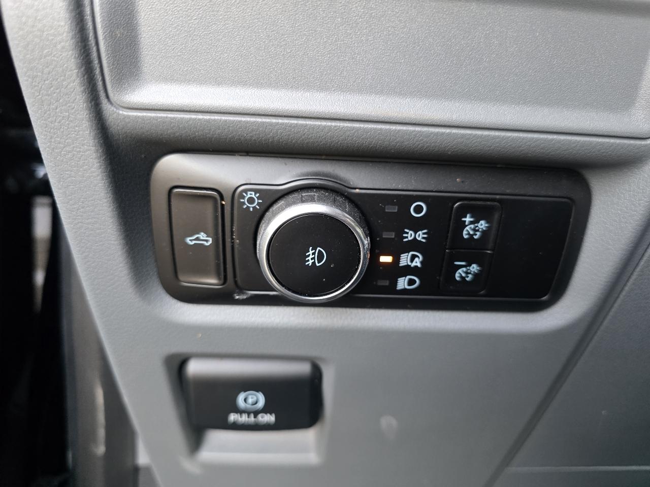 Ford F-150 XLT SuperCrew 5.5-ft. Bed 4WD 2023