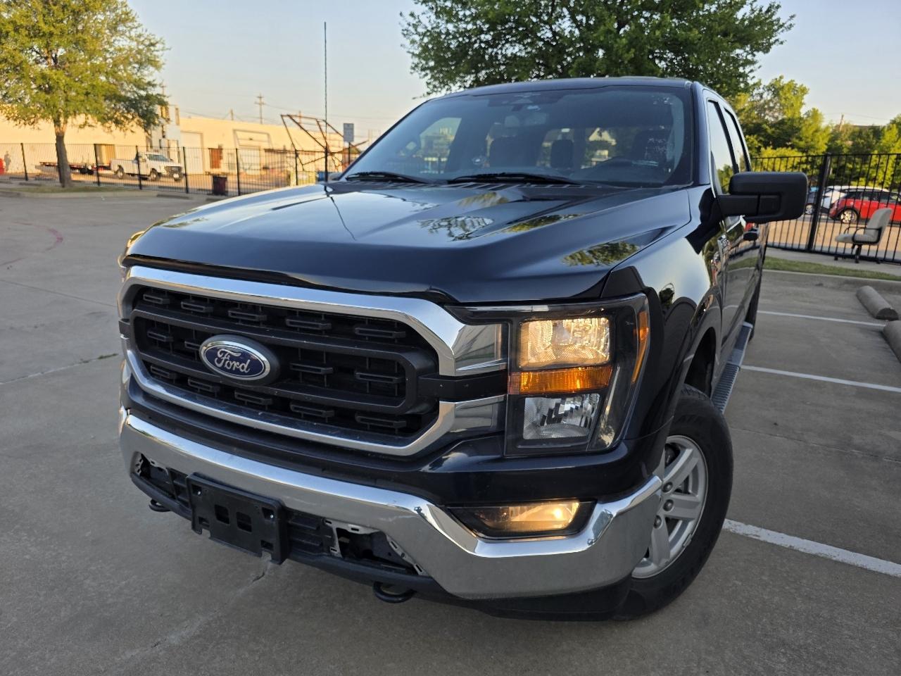 Ford F-150 XLT SuperCrew 5.5-ft. Bed 4WD 2023
