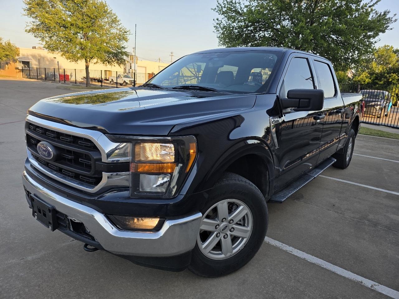 Ford F-150 XLT SuperCrew 5.5-ft. Bed 4WD 2023