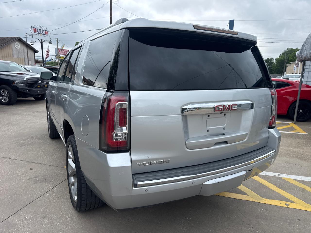 GMC Yukon Denali 2WD 2018