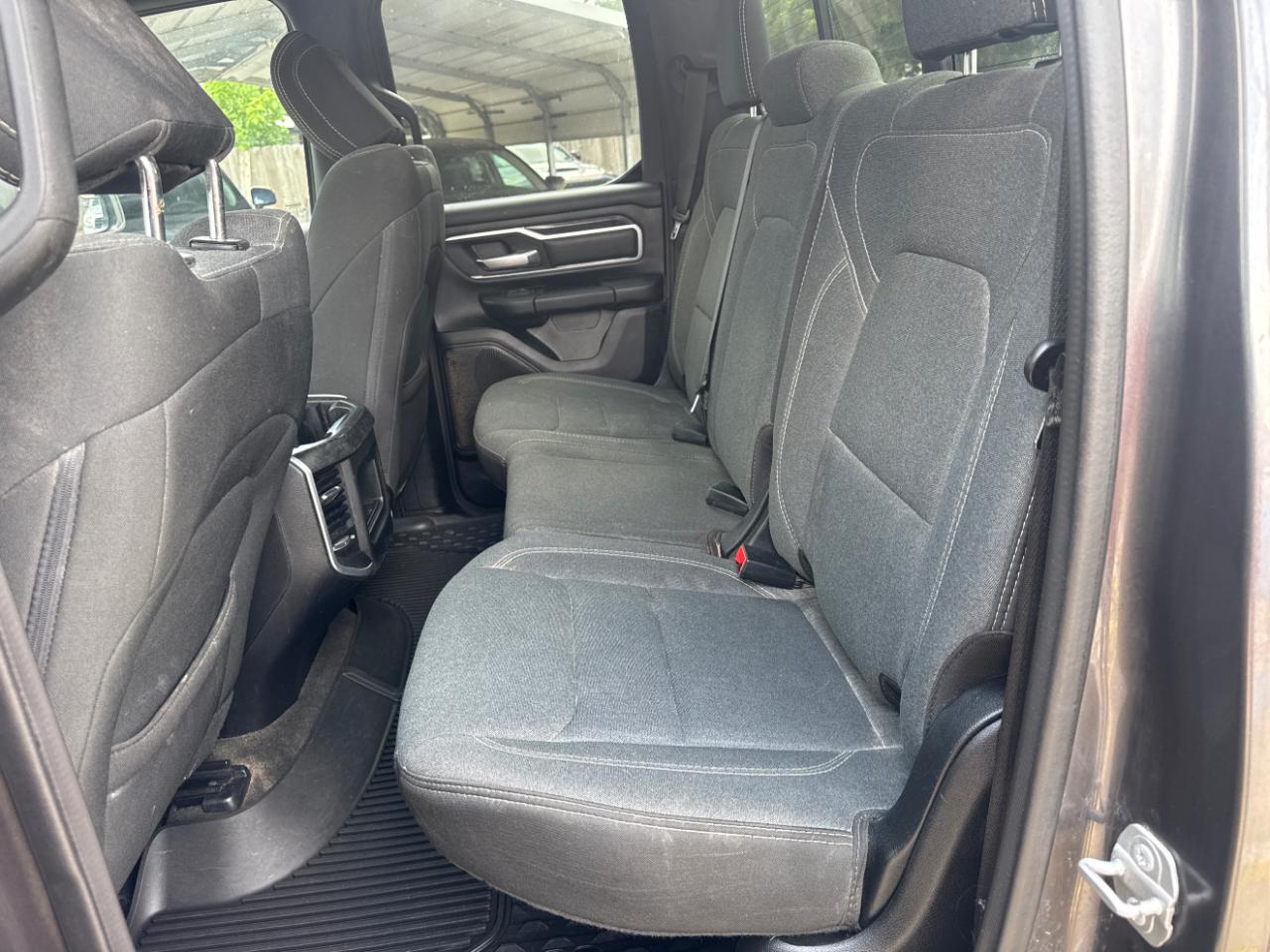 RAM 1500 Big Horn Quad Cab 2WD 2022