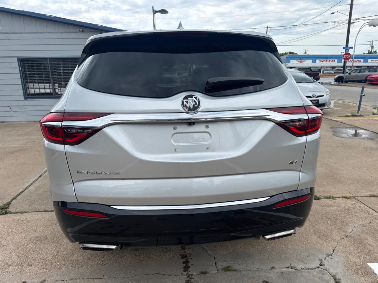 Buick Enclave Essence FWD 2020