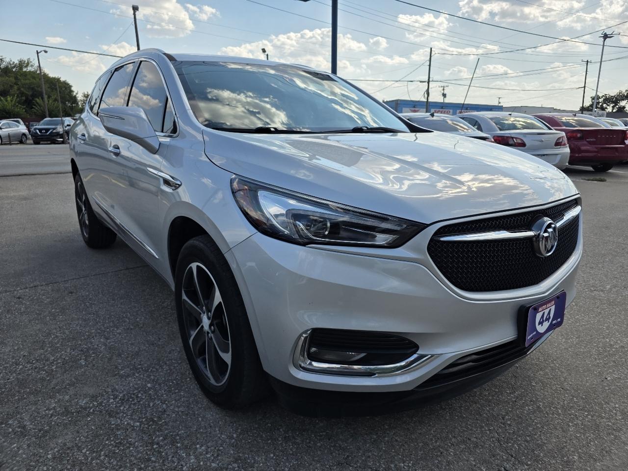 Buick Enclave Essence FWD 2020