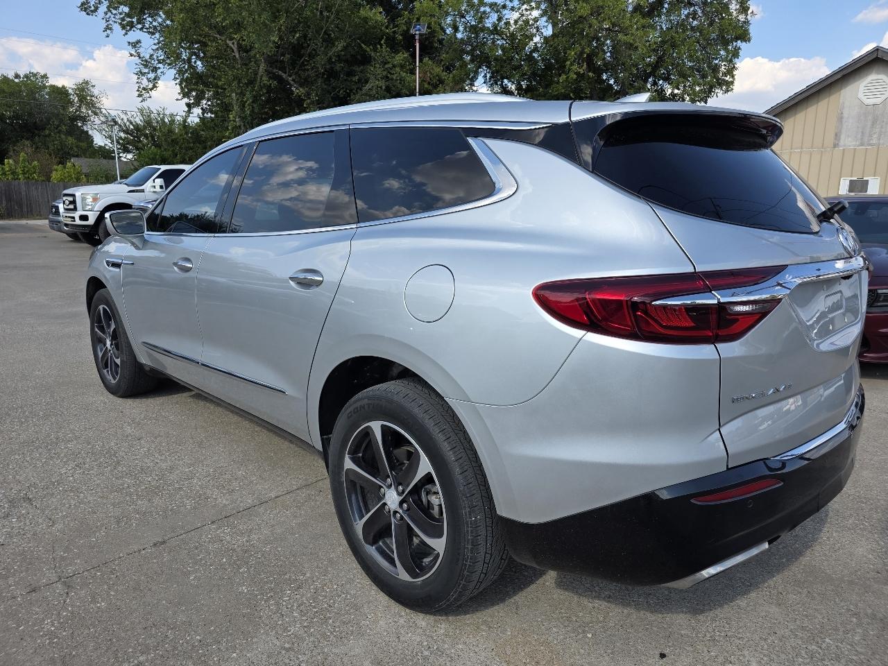 Buick Enclave Essence FWD 2020