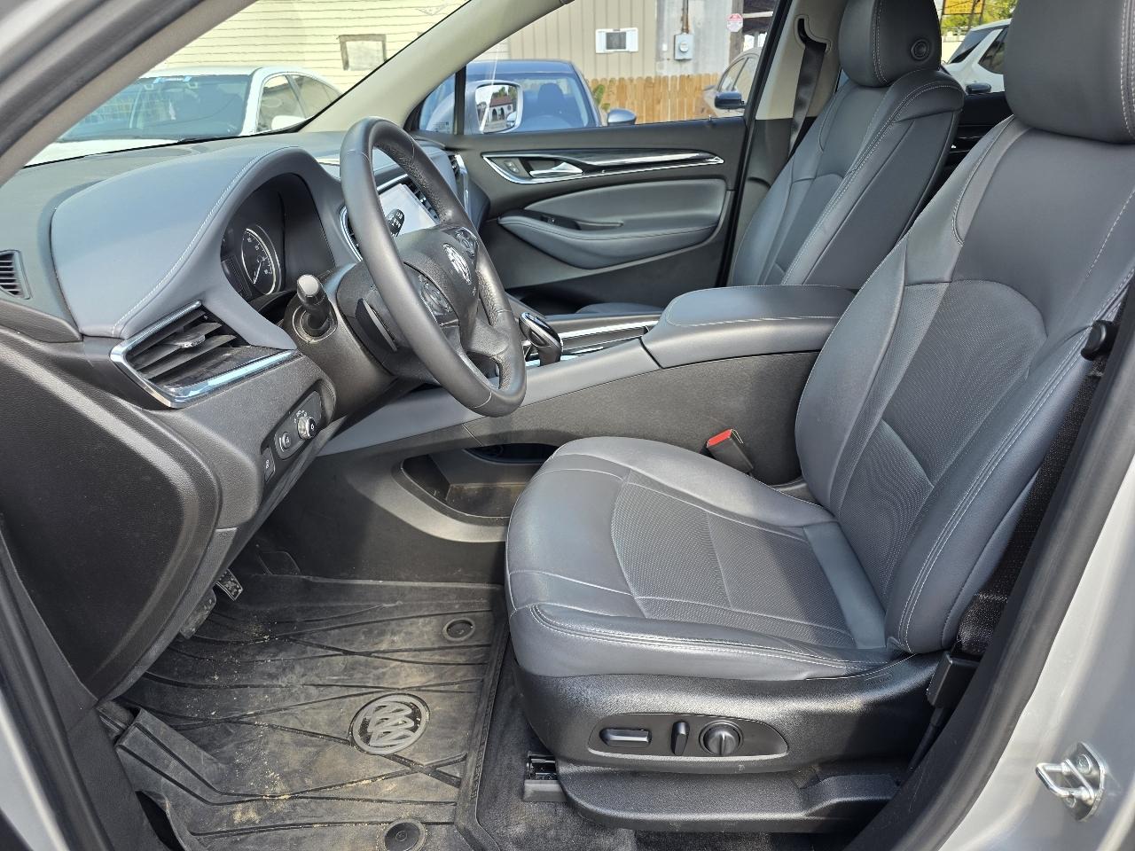 Buick Enclave Essence FWD 2020
