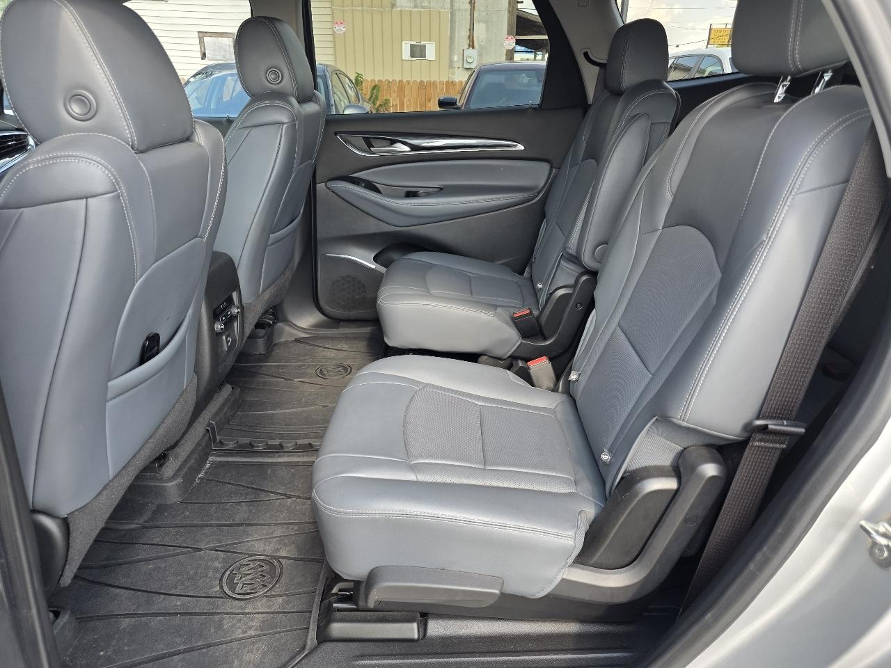 Buick Enclave Essence FWD 2020