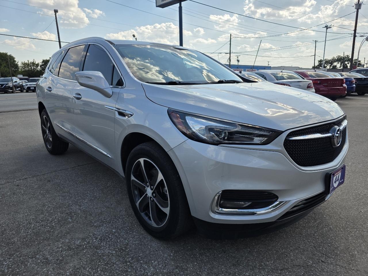 Buick Enclave Essence FWD 2020