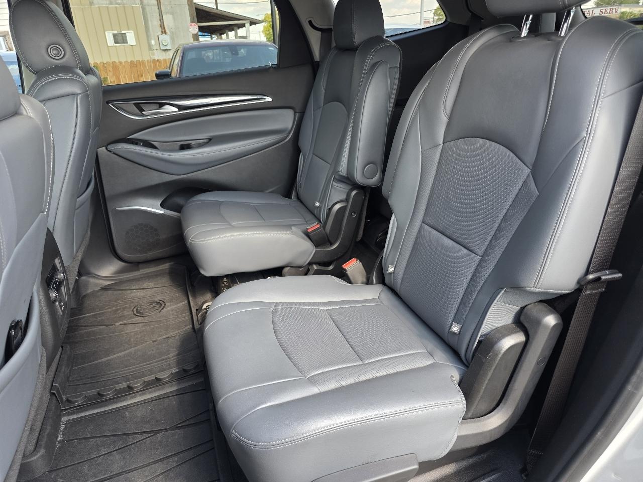 Buick Enclave Essence FWD 2020