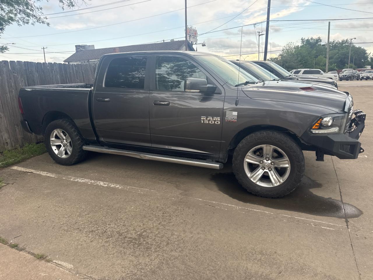 RAM 1500 Sport Crew Cab SWB 4WD 2017