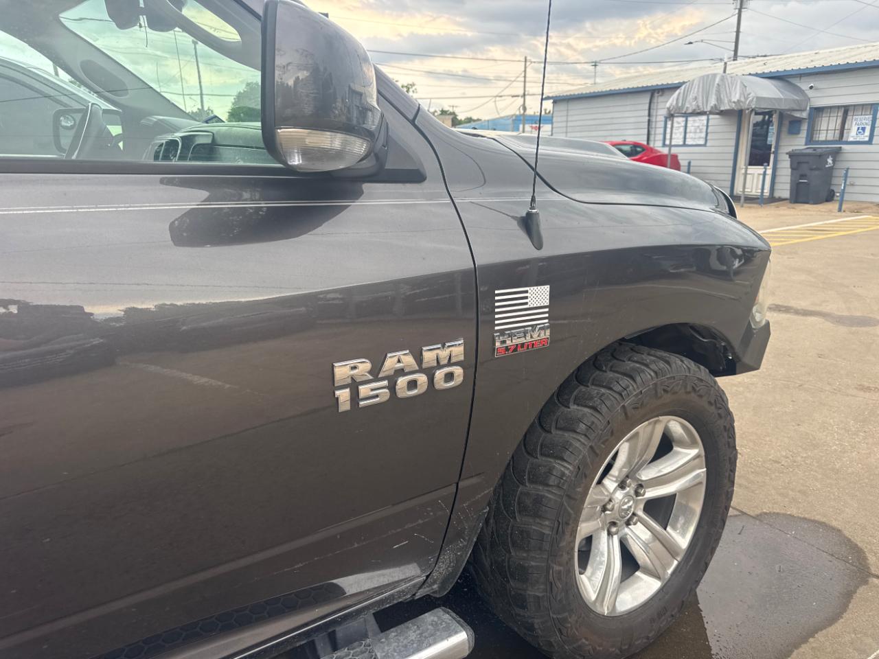 RAM 1500 Sport Crew Cab SWB 4WD 2017