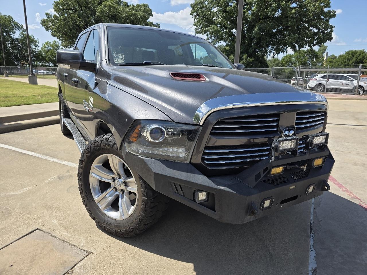 RAM 1500 Sport Crew Cab SWB 4WD 2017