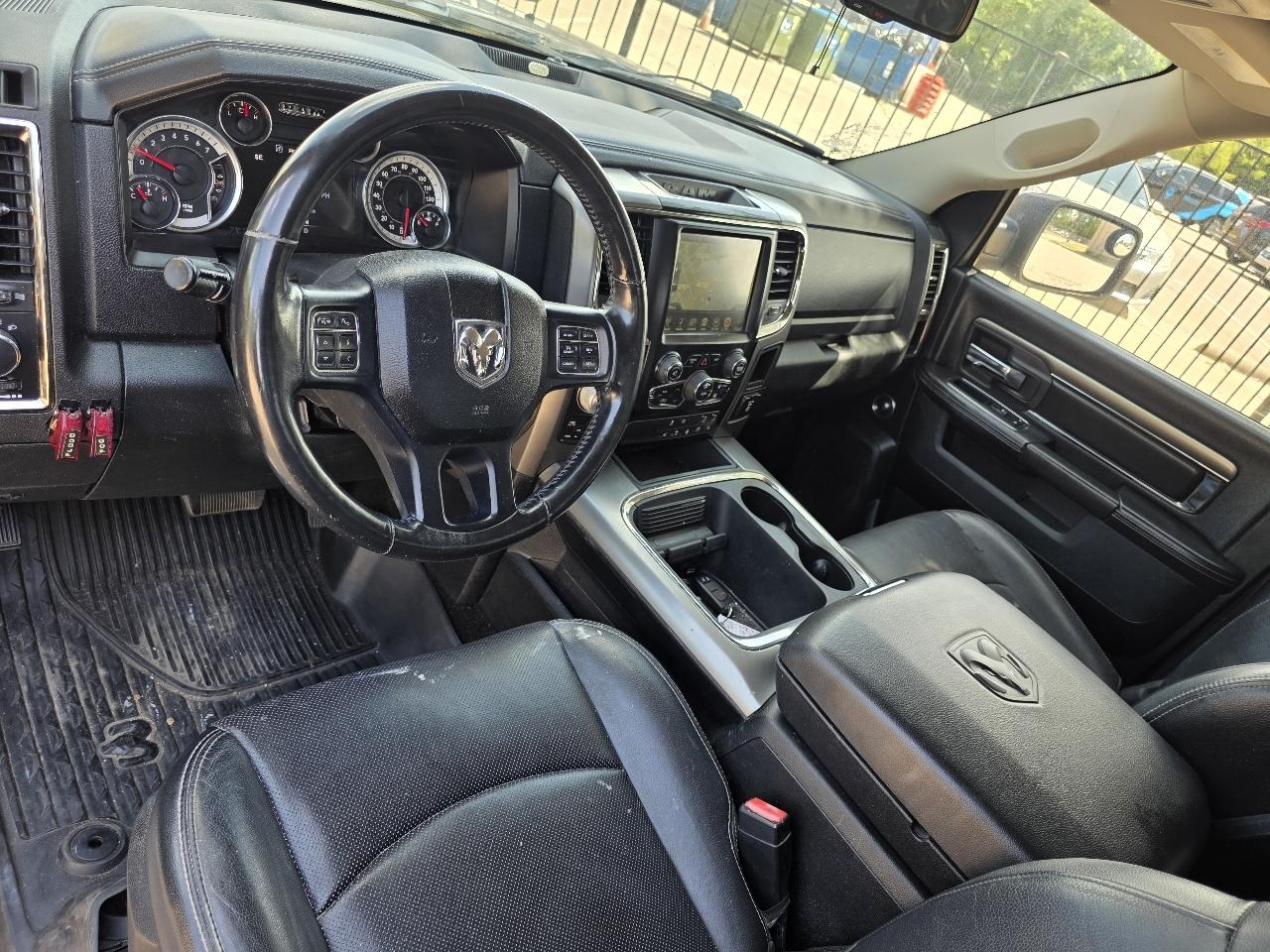 RAM 1500 Sport Crew Cab SWB 4WD 2017