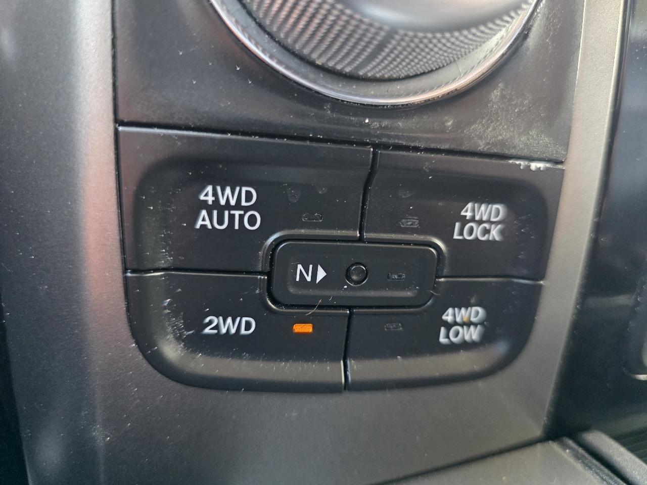 RAM 1500 Sport Crew Cab SWB 4WD 2017