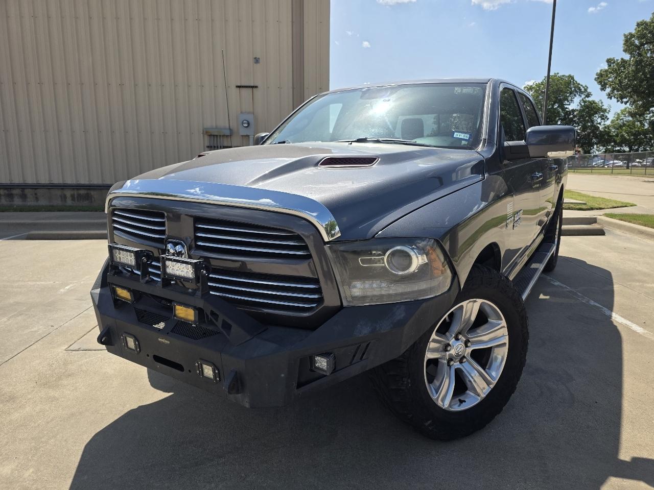 RAM 1500 Sport Crew Cab SWB 4WD 2017
