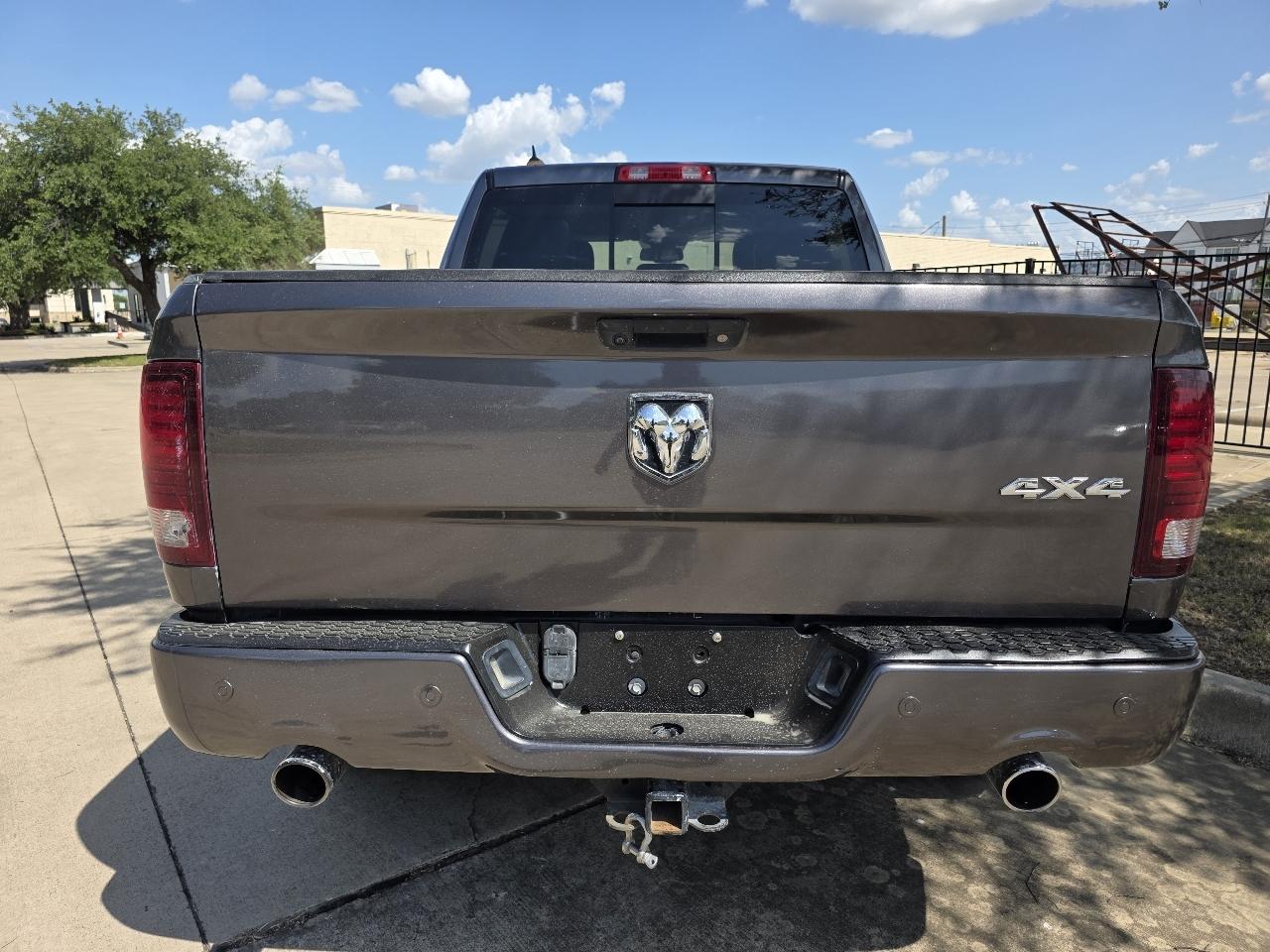 RAM 1500 Sport Crew Cab SWB 4WD 2017
