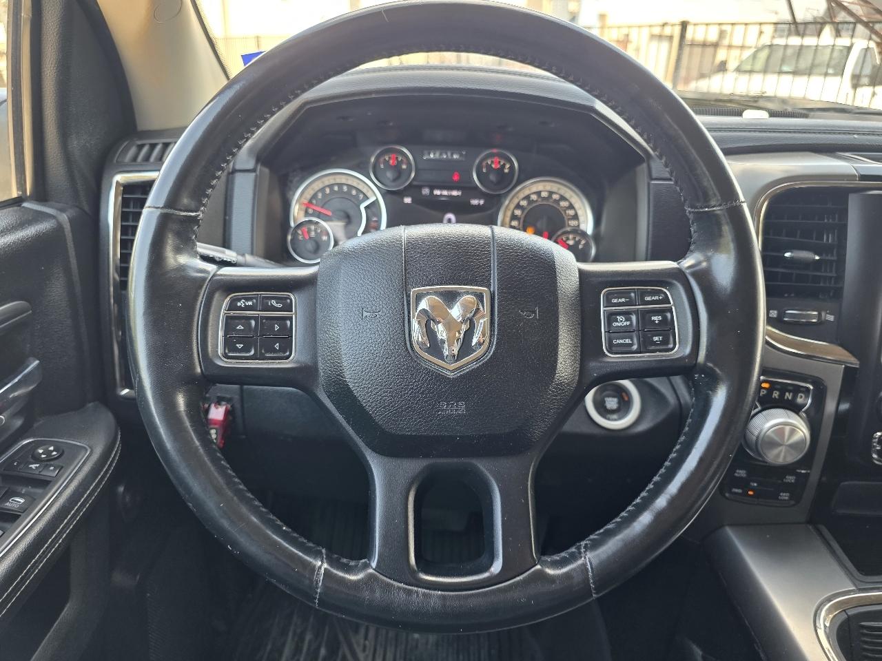 RAM 1500 Sport Crew Cab SWB 4WD 2017