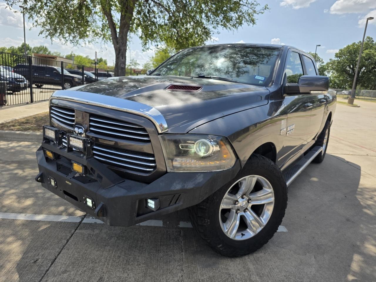 RAM 1500 Sport Crew Cab SWB 4WD 2017