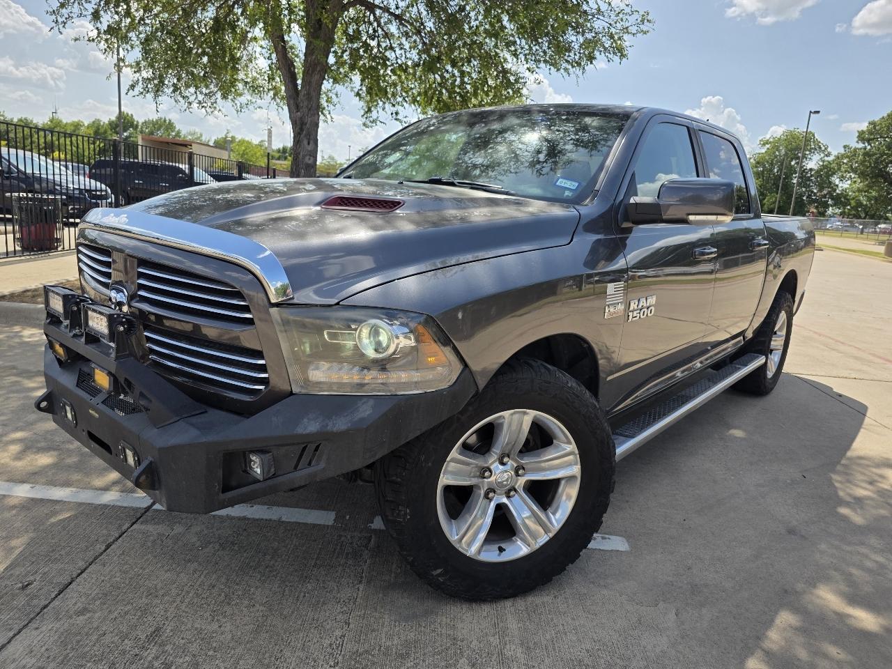 RAM 1500 Sport Crew Cab SWB 4WD 2017