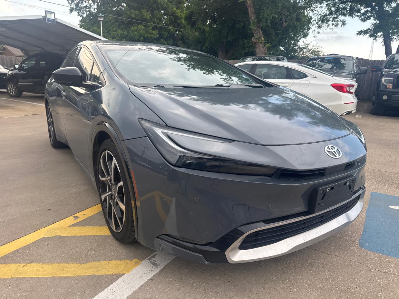 Toyota Prius  2023