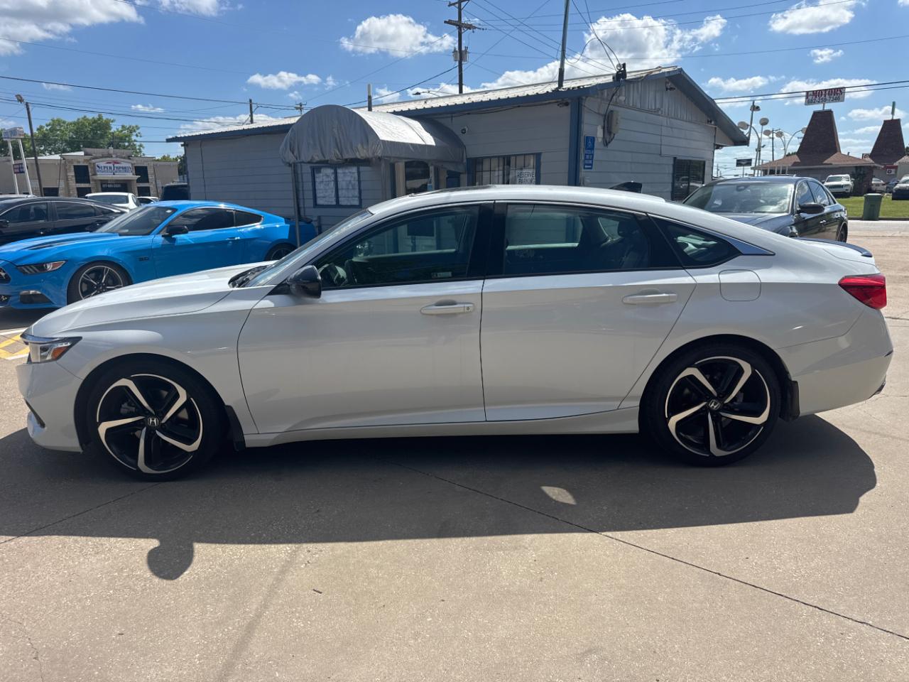 2022 Honda Accord Sport SE - Photo 13
