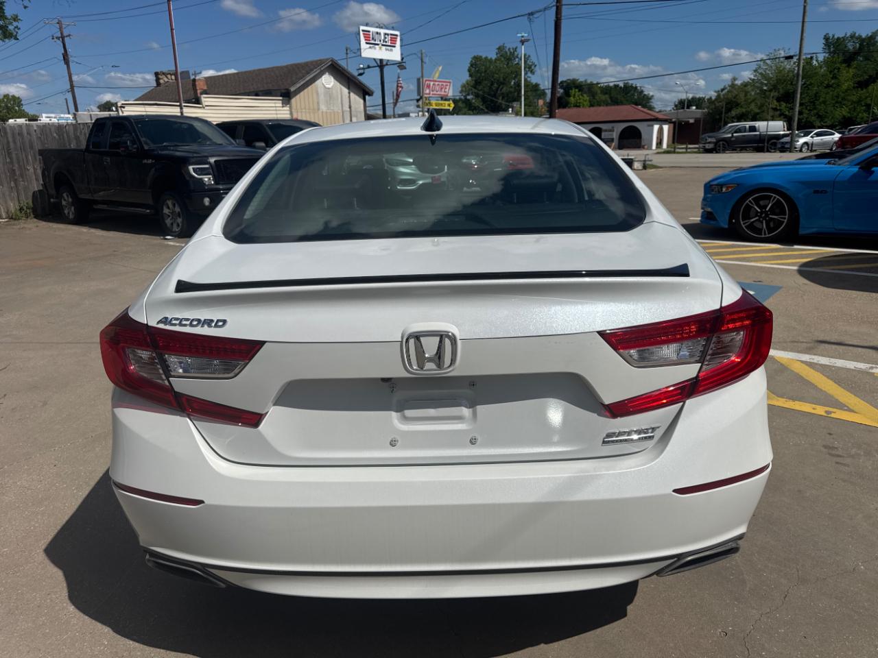 2022 Honda Accord Sport SE - Photo 15