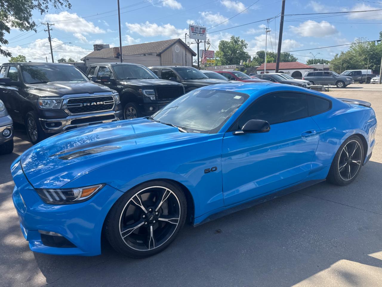 Ford Mustang GT Premium Coupe 2017