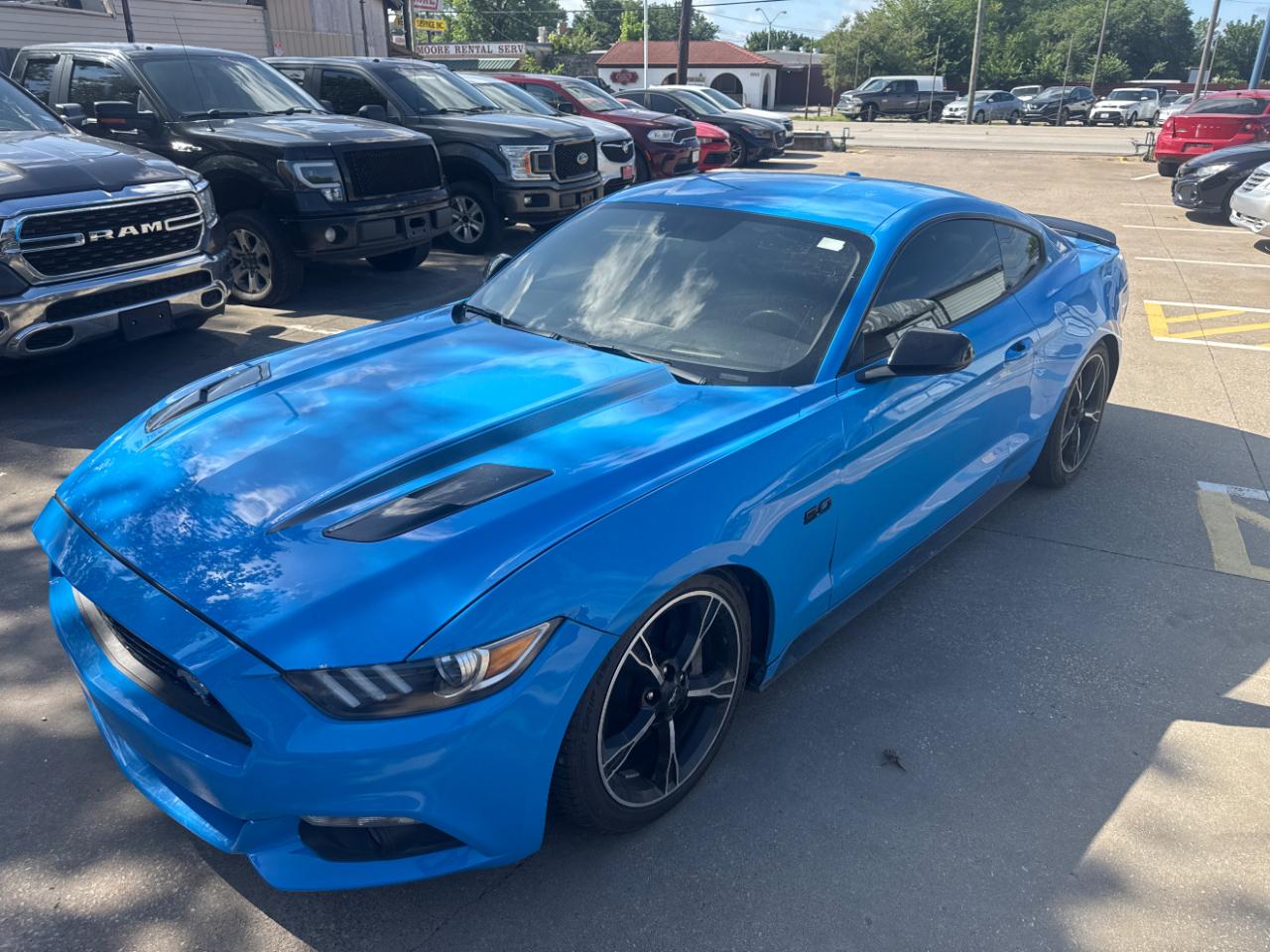 Ford Mustang GT Premium Coupe 2017
