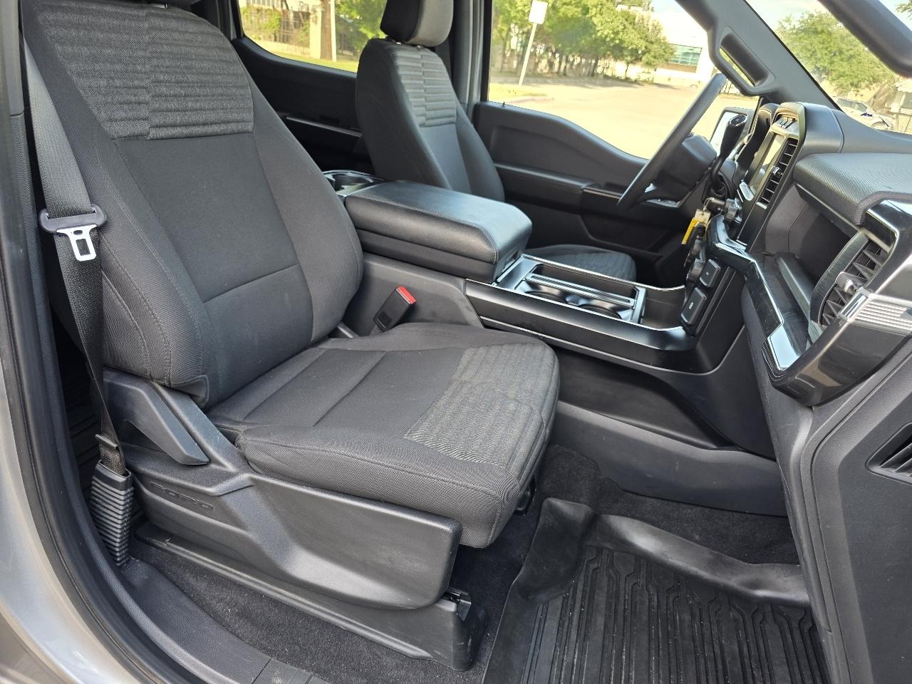 Ford F-150 2WD SuperCrew 145" STX 2023