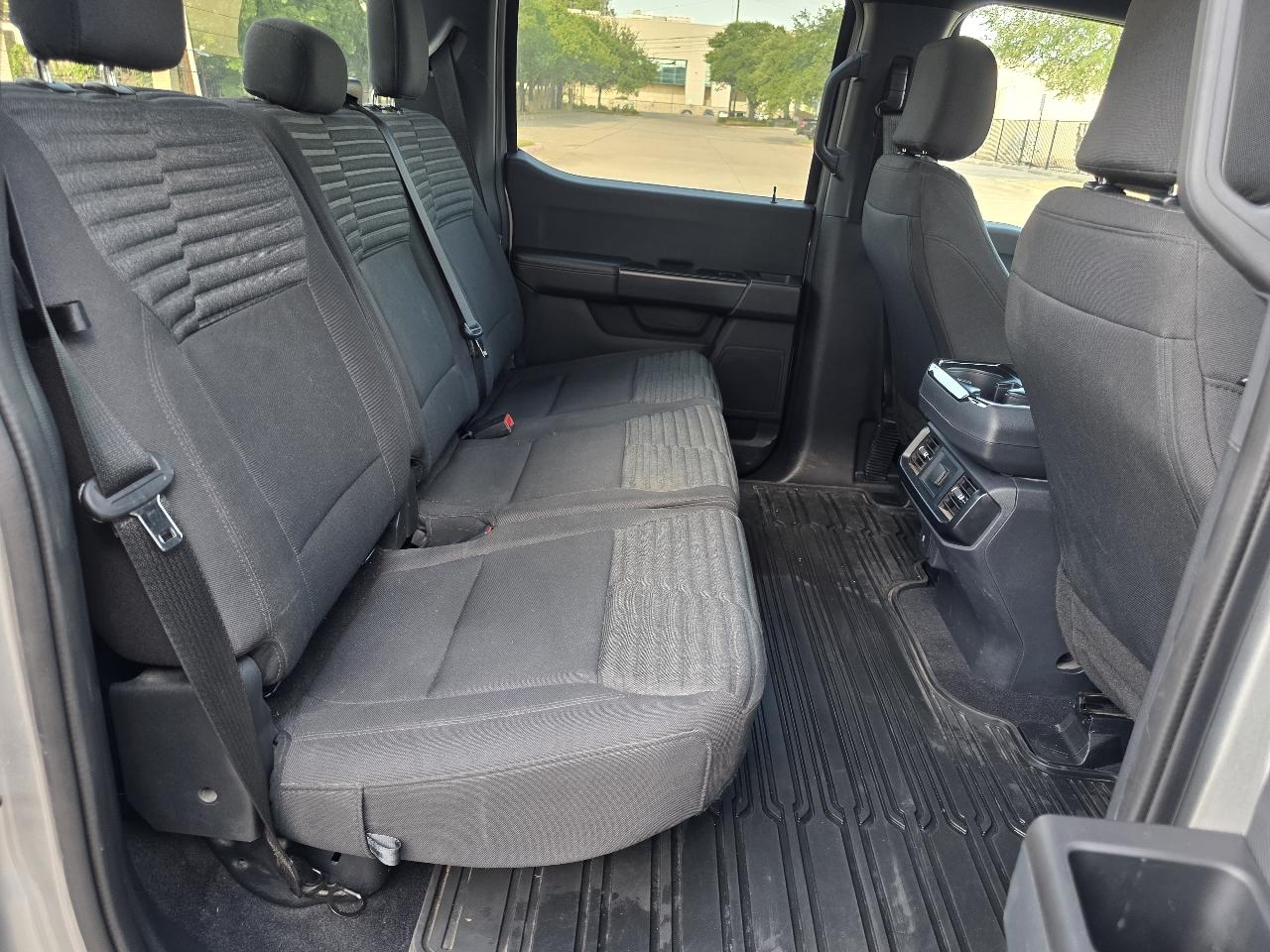 Ford F-150 2WD SuperCrew 145" STX 2023