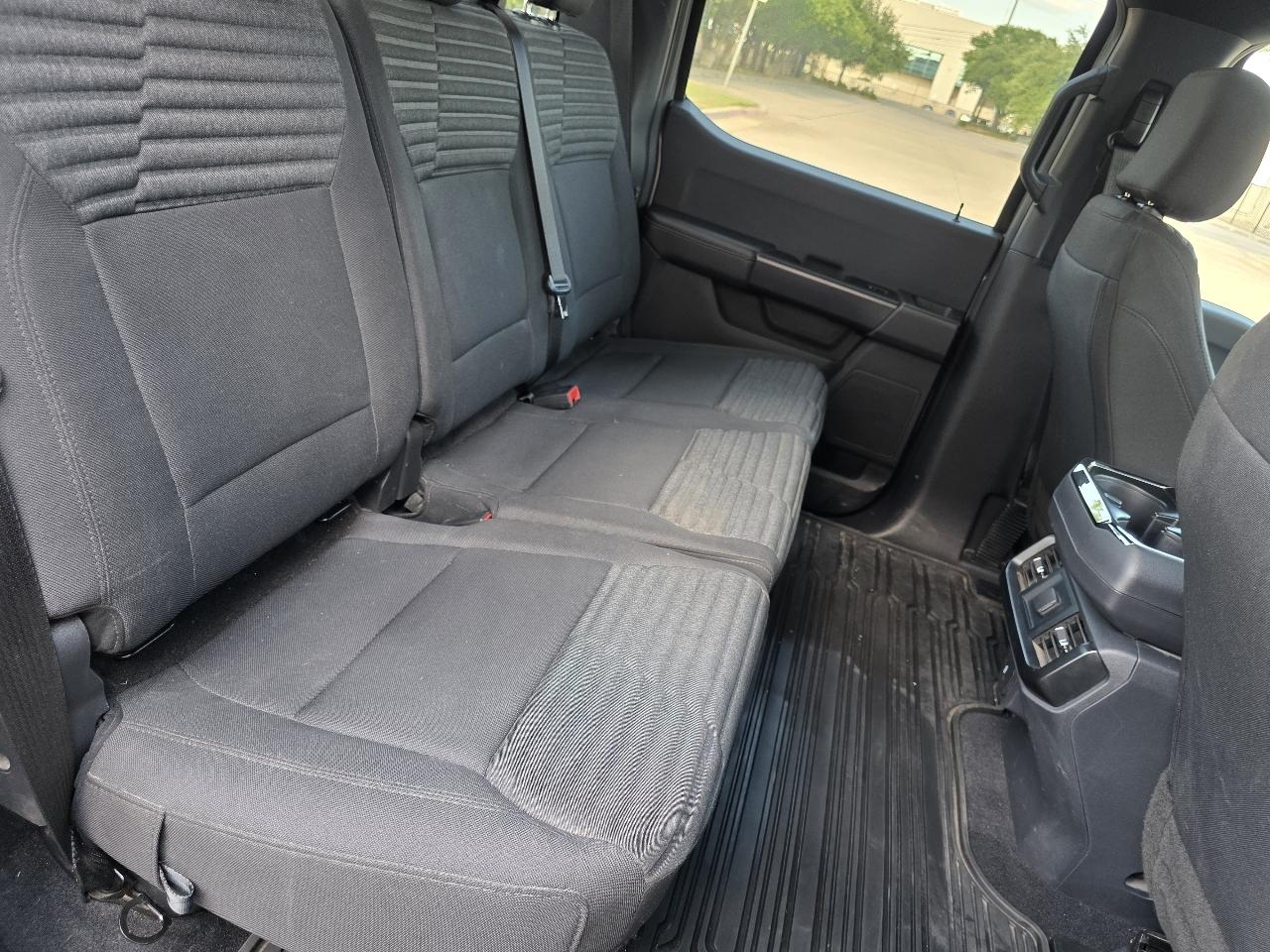 Ford F-150 2WD SuperCrew 145" STX 2023
