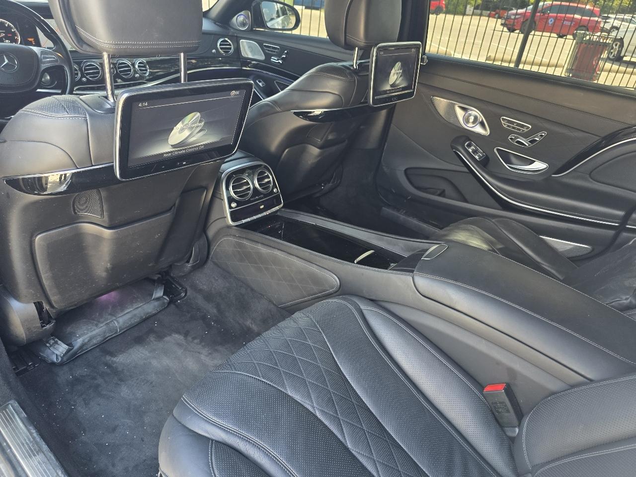 Mercedes-Benz Maybach S600 Sedan 2016