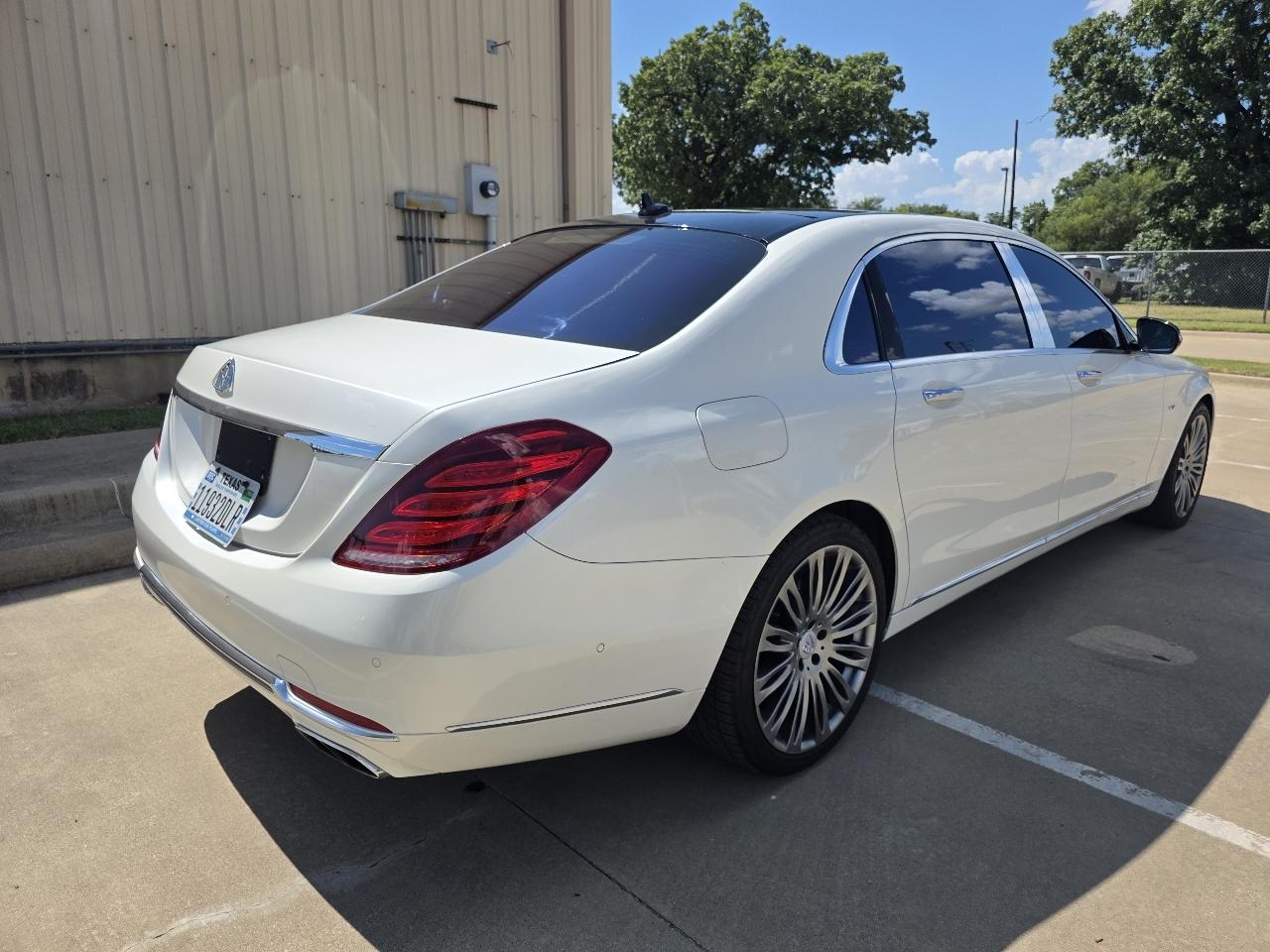 Mercedes-Benz Maybach S600 Sedan 2016