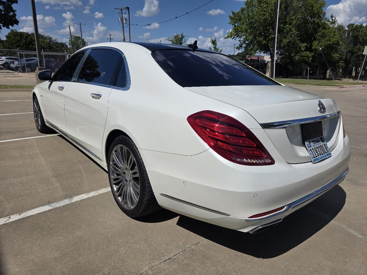 Mercedes-Benz Maybach S600 Sedan 2016