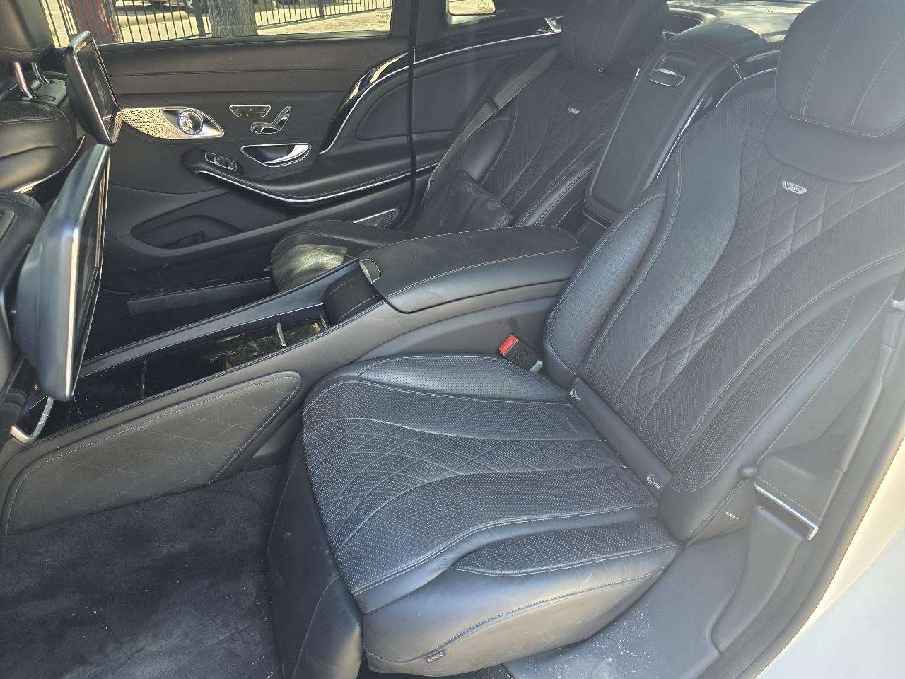 Mercedes-Benz Maybach S600 Sedan 2016