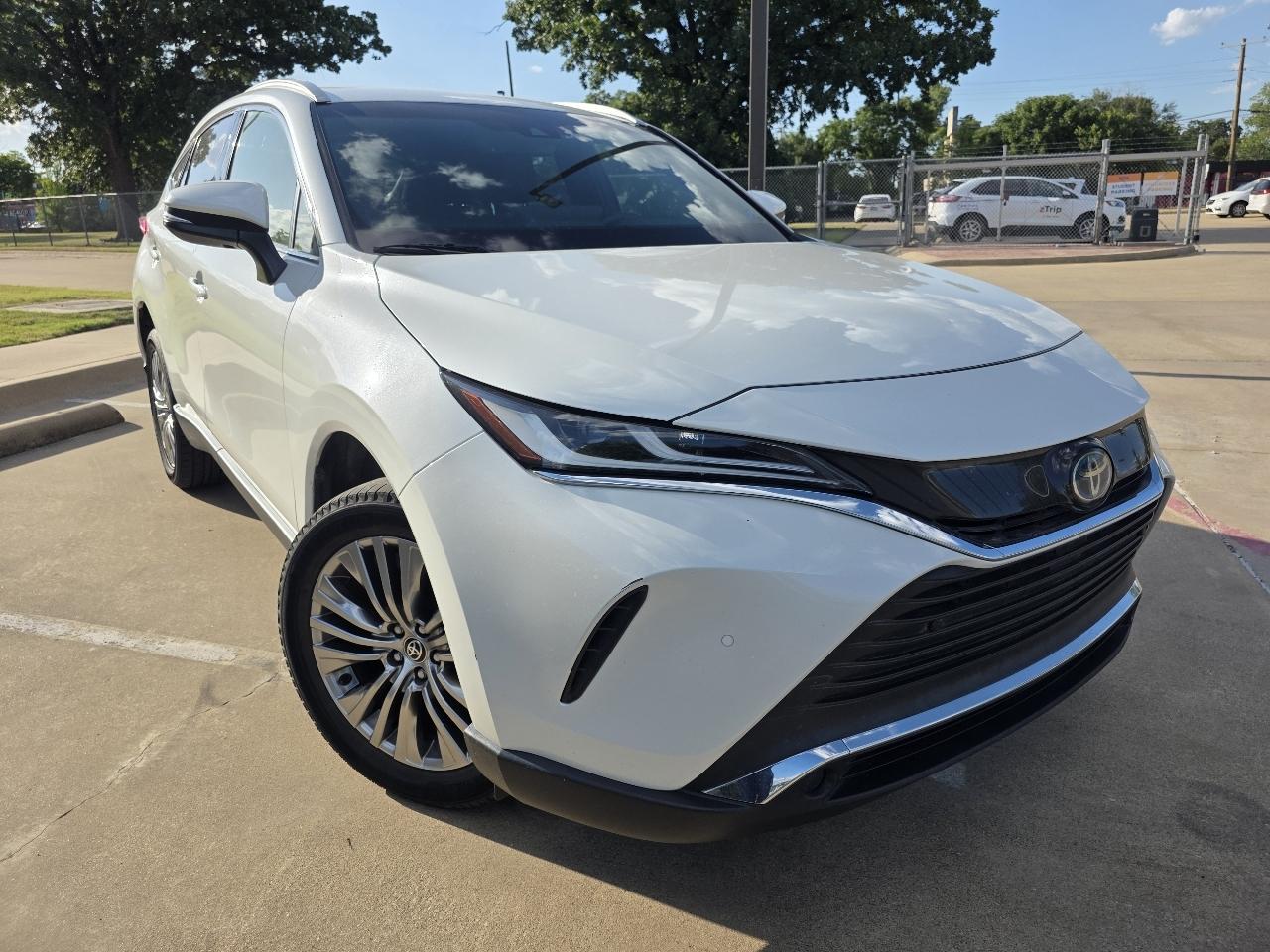 Toyota Venza XLE 2022