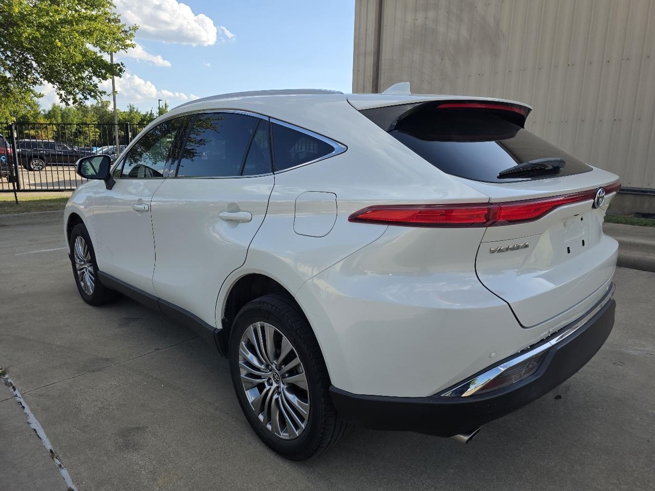 Toyota Venza XLE 2022