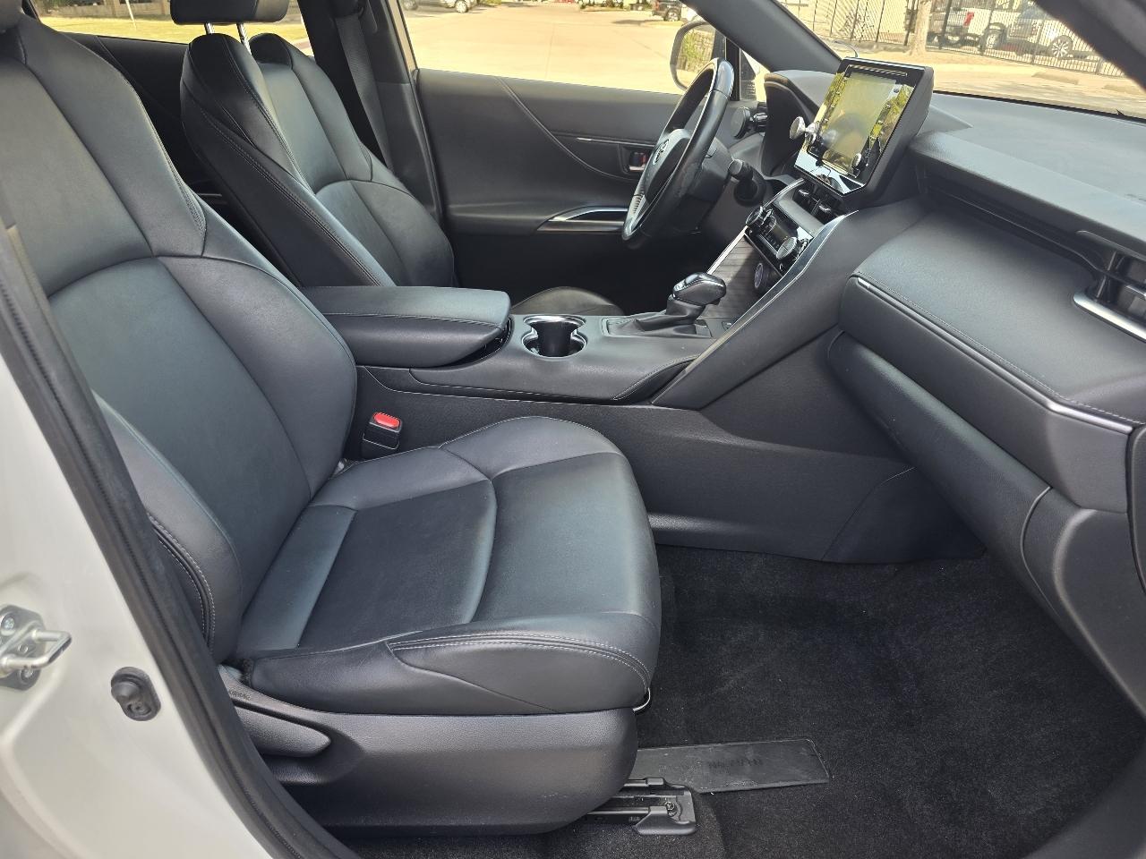 Toyota Venza XLE 2022