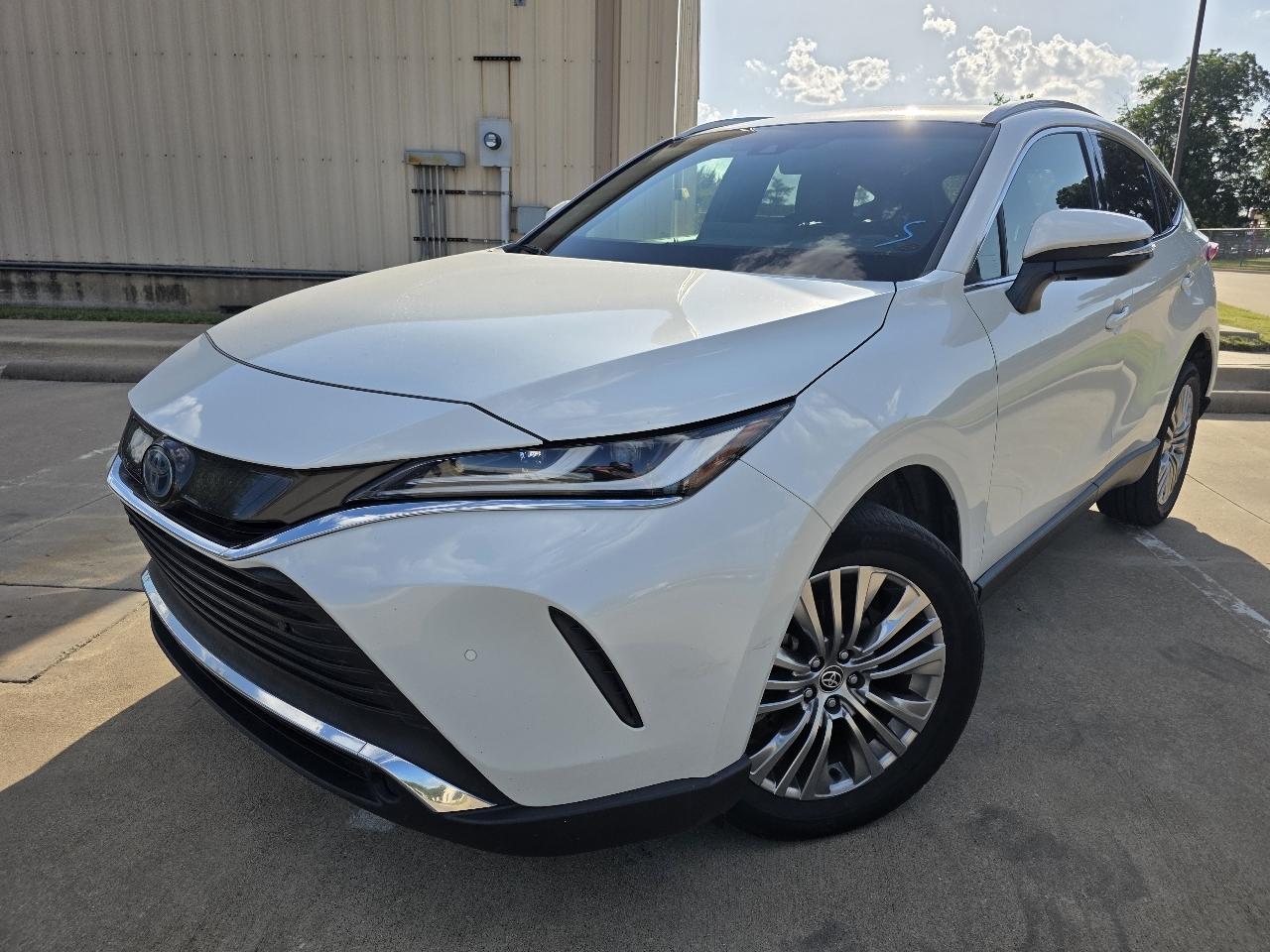 Toyota Venza XLE 2022